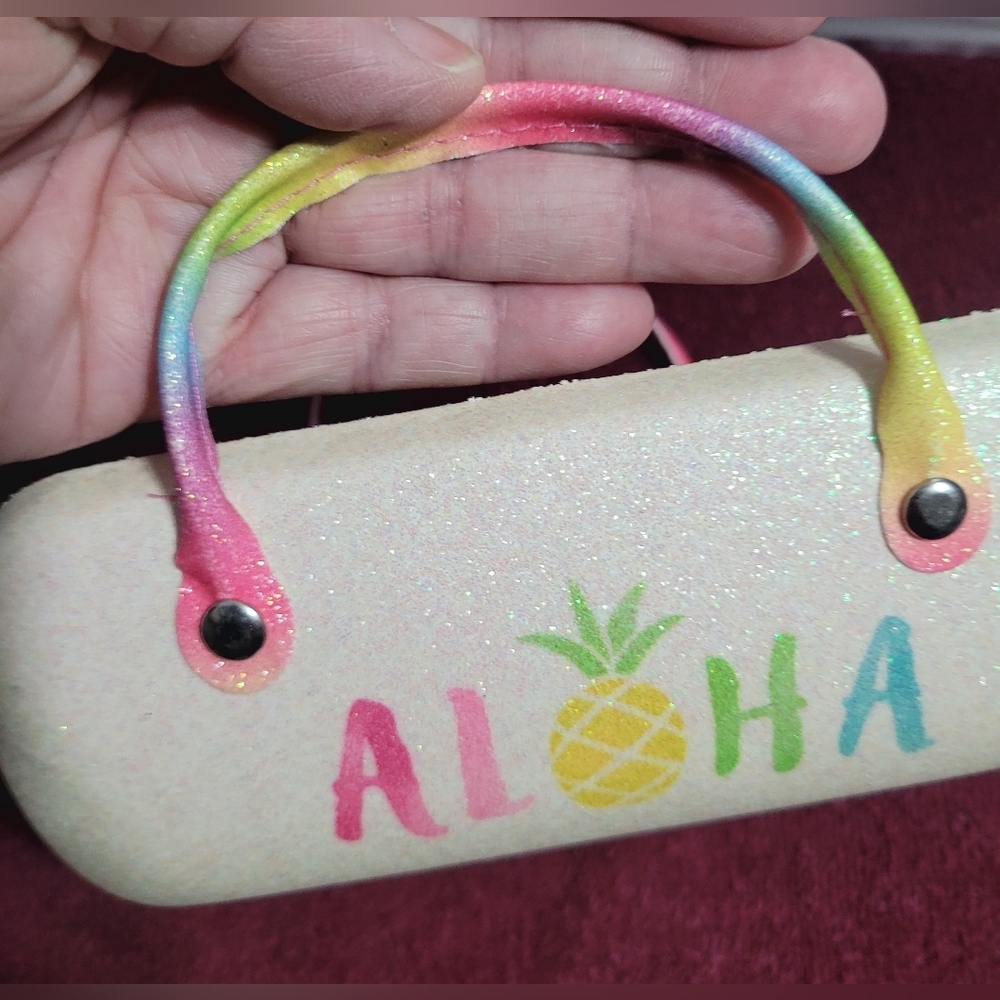 Tommy Bahama Kids Glitter Eyeglass Rainbow Holder